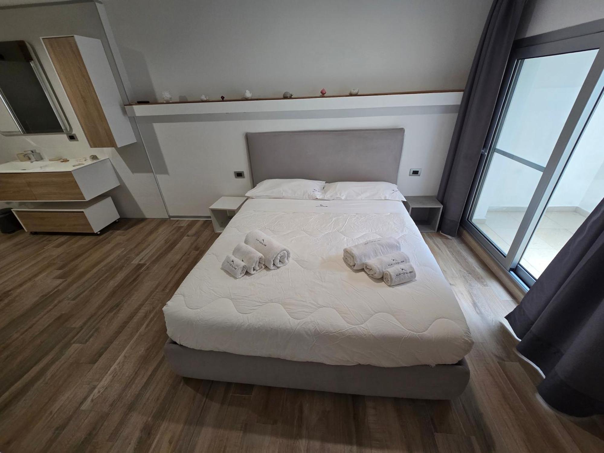 White Con Parcheggio Privato Bed & Breakfast Porto Cesareo